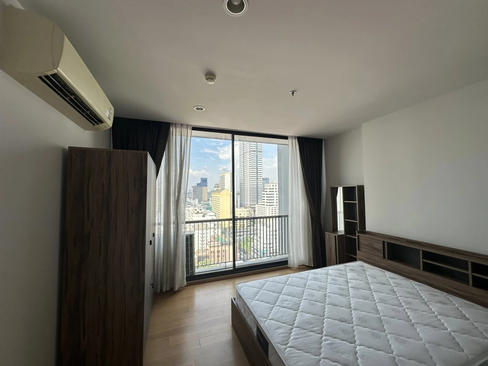 For rent: Noble Revo Silom, 1 bedroom, 1 bathroom. Fully furnished and equipped with appliances. Ready to move in!