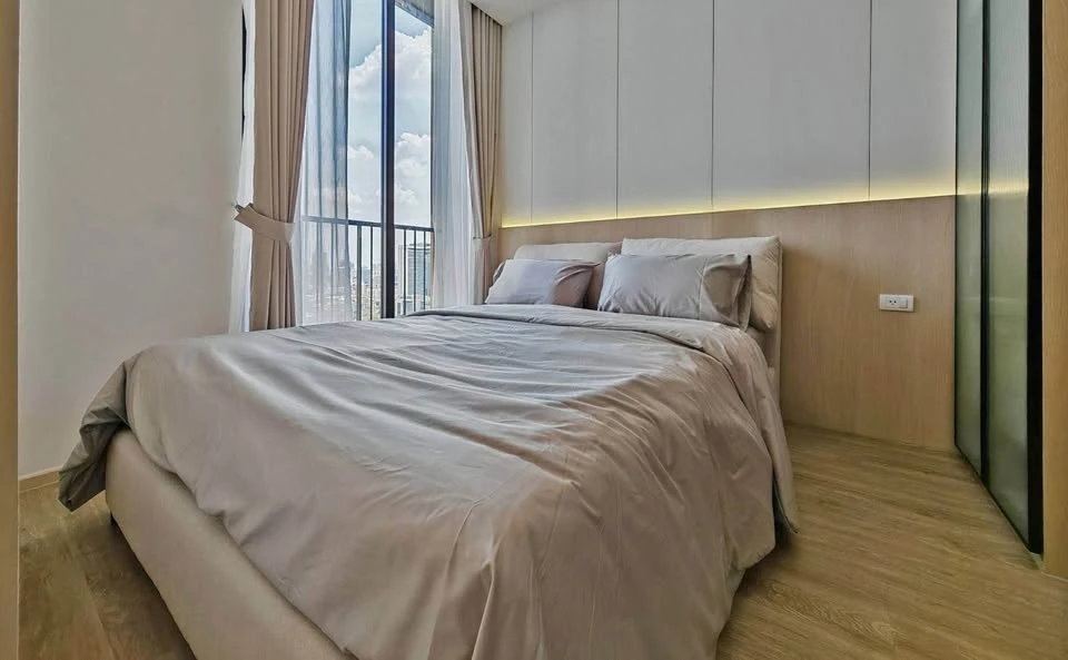 For rent: Noble State 39, 24th floor, very high, beautifully decorated with built-in furniture, Muji Muji style. Book now and you won't be disappointe