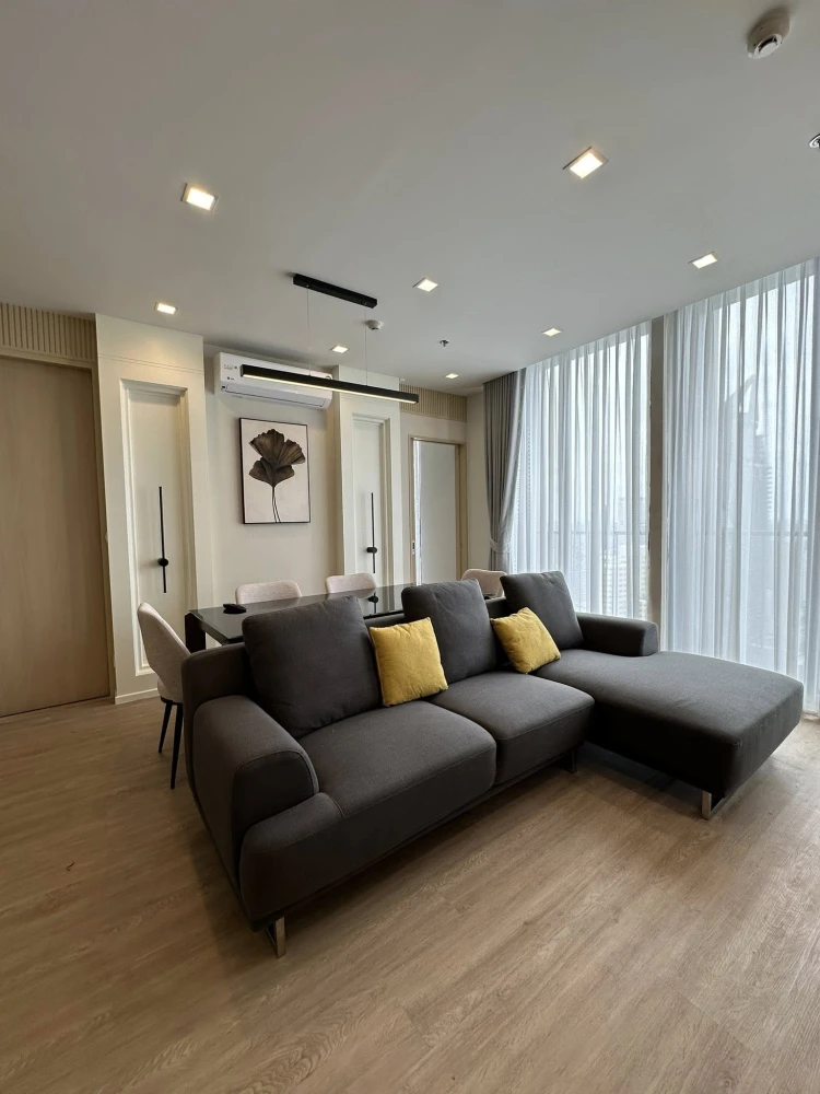 Noble State 39 for rent, beautifully decorated room, fully furnished, complete with electrical appliances, just bring your own luggage and move in. Do
