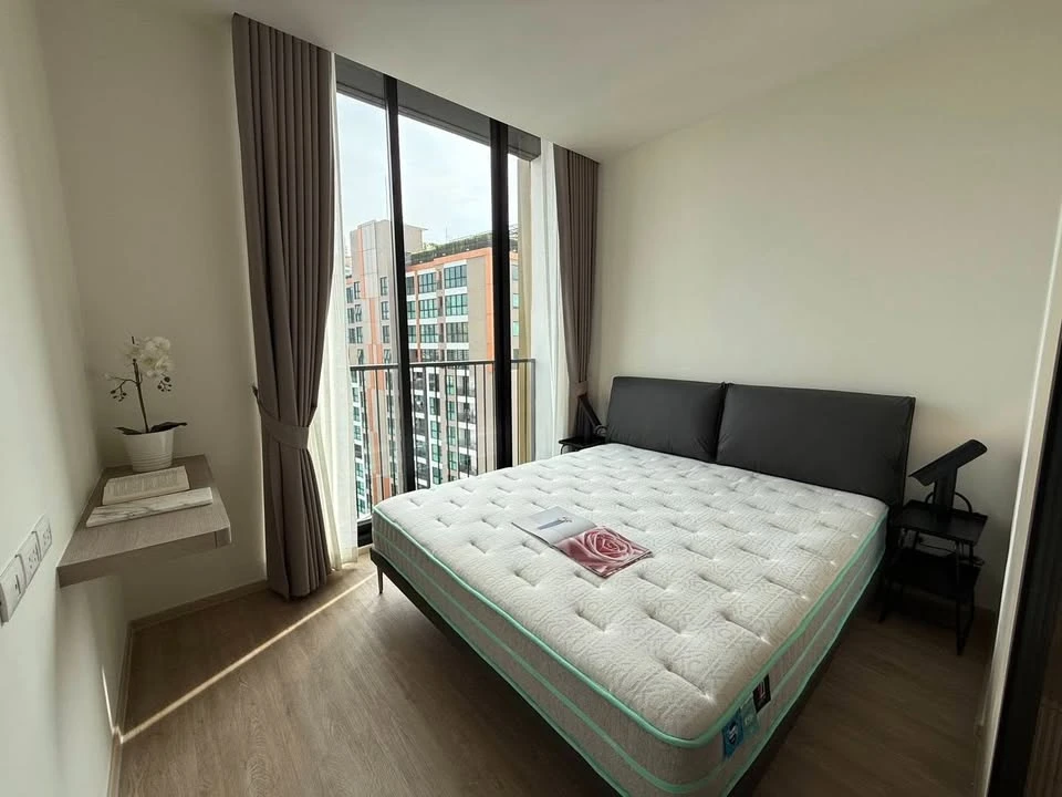 For rent: Noble State 39. Luxurious living in the heart of Sukhumvit. High floor unit with beautiful views and plenty of natural light. Move in now, d