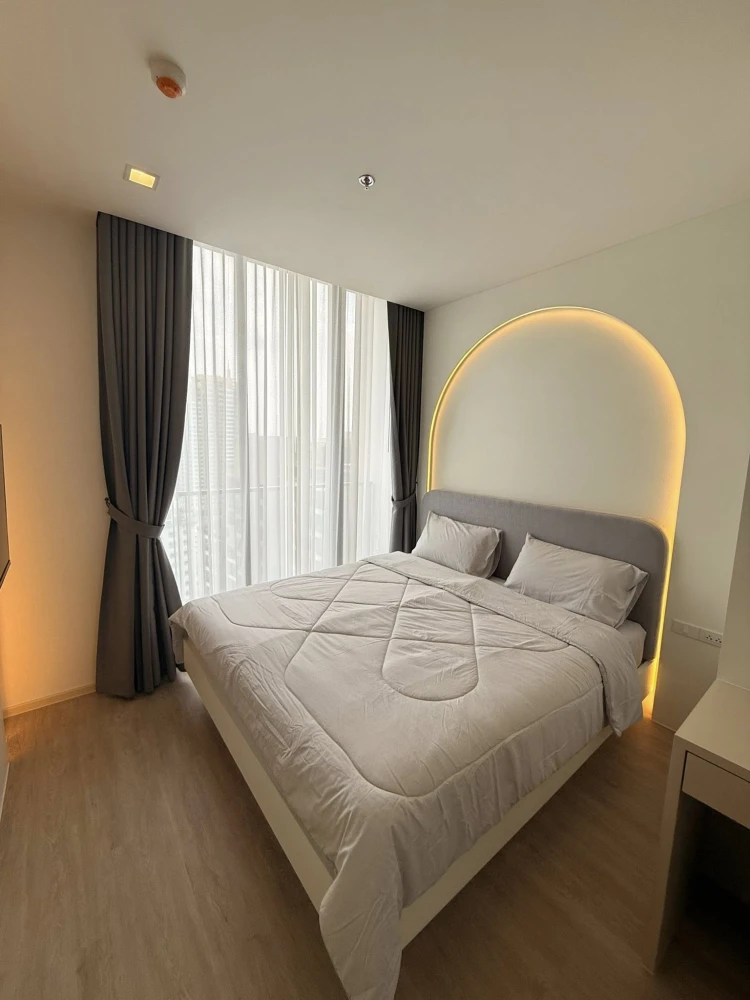 For rent: Noble State 39, 3 bedrooms, spacious living area, high-quality built-in furniture. Book now!