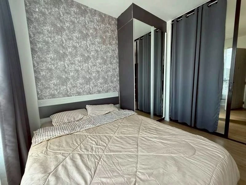 2-bedroom apartment for rent at Notting Hill Leamchabang. Fully furnished and ready to move in. Book now!