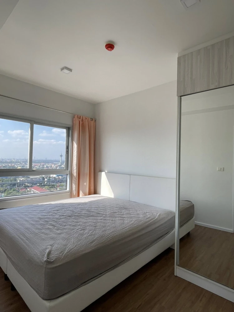 For rent: Notting Hill Sukhumvit – Praksa, 2 bedrooms, spacious living area, great location, beautiful view. Don't miss this opportunity!