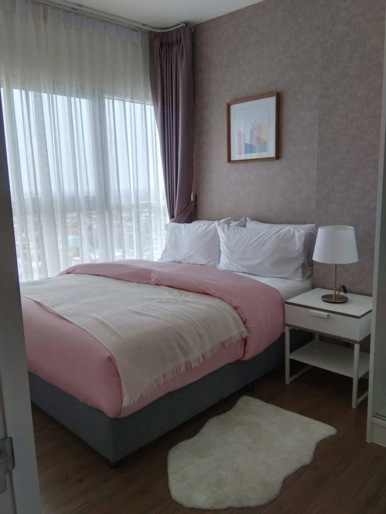 For rent: Notting Hill Sukhumvit – Praksa, 2 bedrooms, spacious living area, fully furnished. Book now!