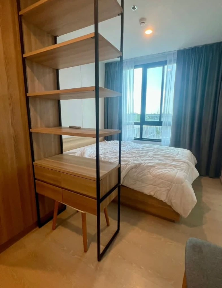 For rent: Nue Connex Condo Don Mueang, fully furnished with appliances (including washing machine, water heater, and microwave). A must-see!