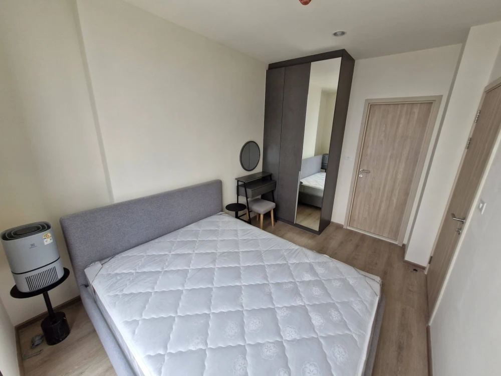 For rent: Nue District R9, Building N, 34th floor. High floor, unobstructed view. Fully furnished with appliances. Book now!