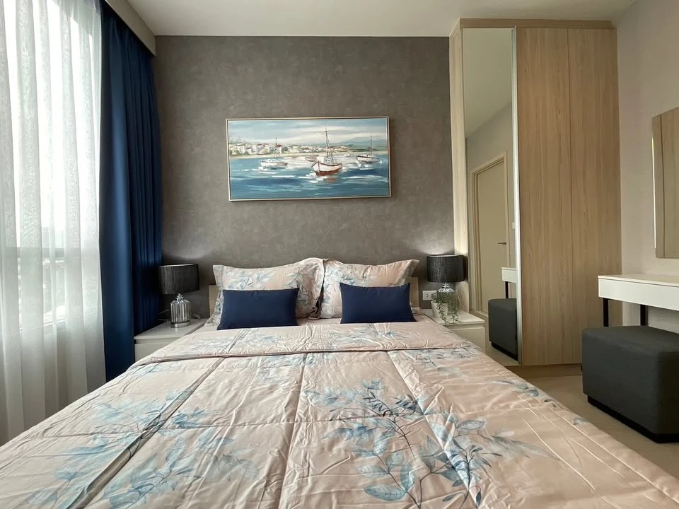 For rent: NUE Noble Ratchada-Ladprao, ready-to-move-in unit with complete furniture and appliances. Very livable! Book now before it's too late!!!