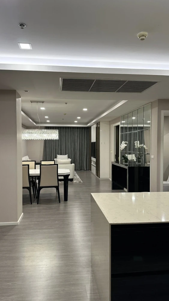 For rent: Nusasiri grand, well decorated, simple, luxurious, and very expensive. Plenty of usable space. Book now before you miss out.