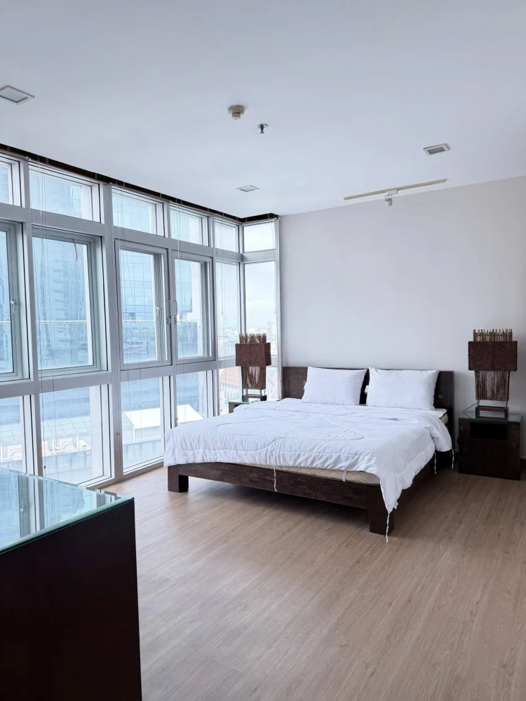For rent: Nusasiri Grand, a very large room, feels like home, wide balcony, beautiful view, cool breeze and natural light, reserve now!