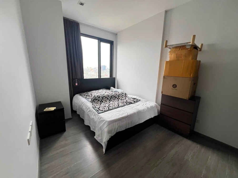 For rent: Nye by Sansiri, north-facing unit with Chao Phraya River view. It's not hot, and the room number is auspicious (sum of digits is 9). A must-