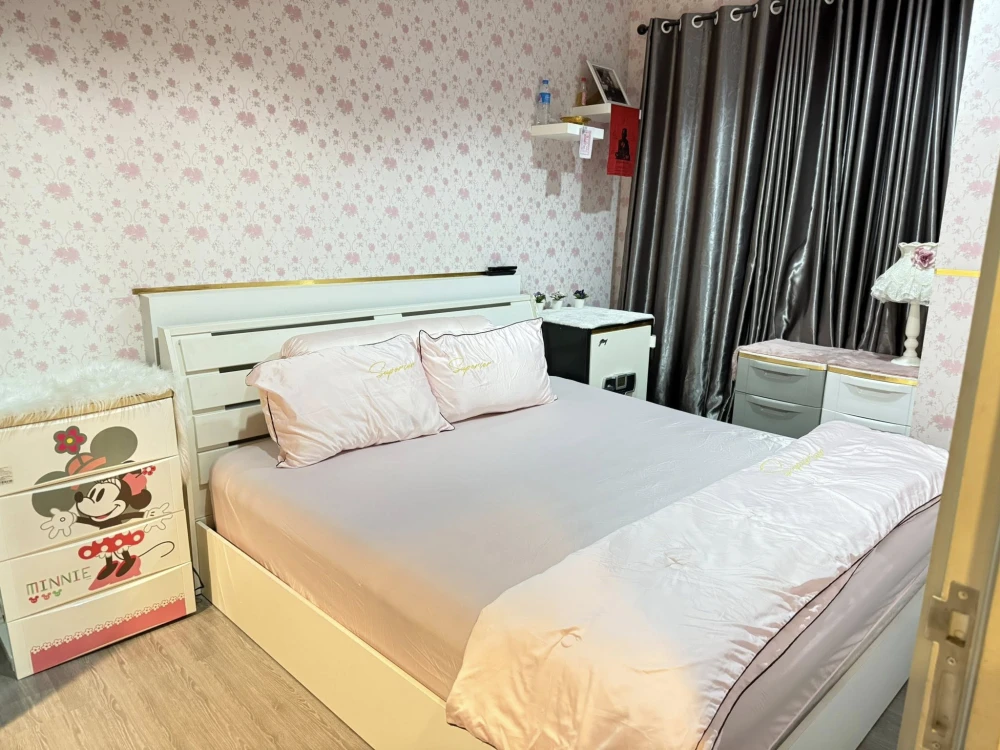 For rent: Nye By Sansiri, 1 bedroom, 1 bathroom, luxuriously decorated, high-quality wallpaper, beautiful view, reserve now!