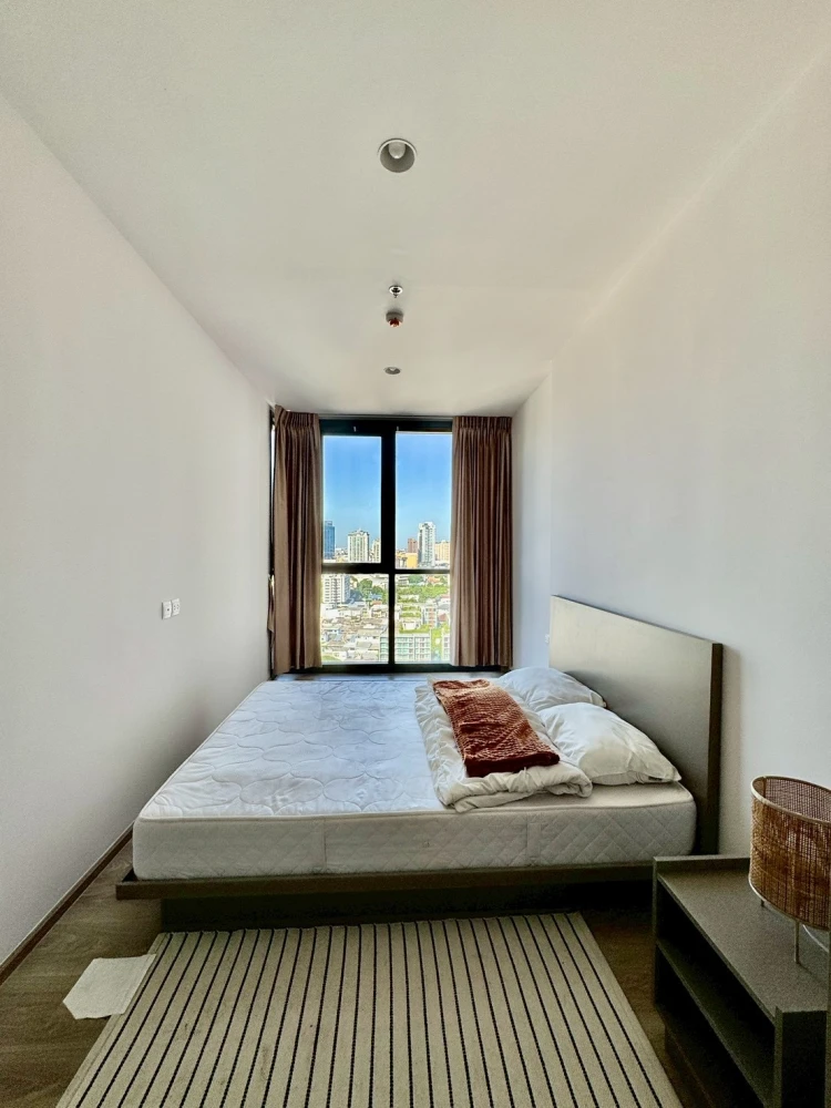 [FOR RENT] Oka Haus Sukhumvit 36 | High-Floor 1-Bed with Bathtub & Open City View (East Facing) 🏢🛁🌅✨