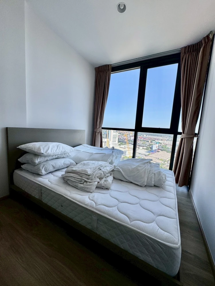 [FOR RENT] Oka Haus Sukhumvit 36 | High-Floor 1-Bed with Bathtub & Scenic River Views (South Facing) 🏢🛁🌊✨