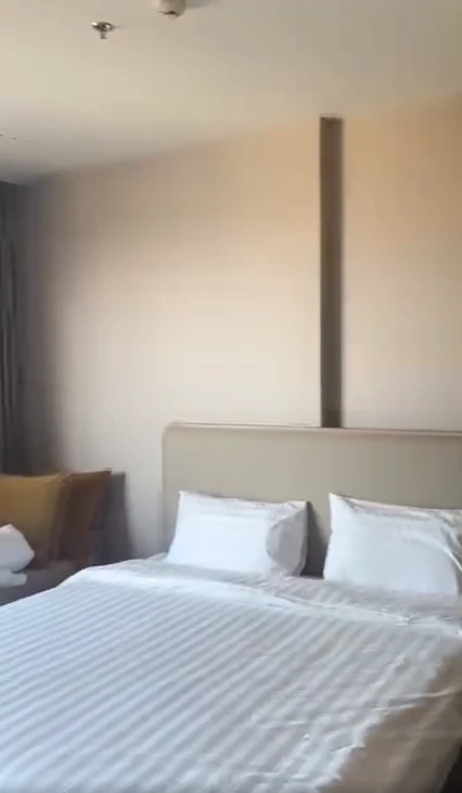 For rent at Once Pattaya. Fully furnished, ready to move in. Spacious and comfortable room. Book now!