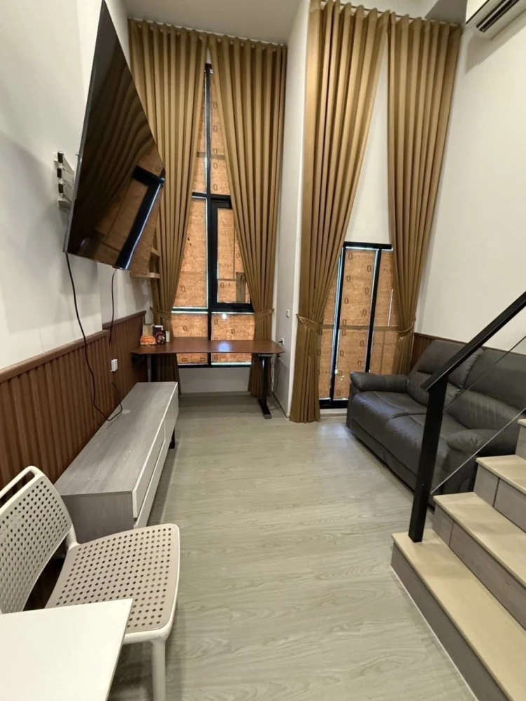 For rent: Origin Plug & Play Ramkhamhaeng Triple Station, 11th floor, Building A, complete with furniture and electrical appliances, ready to move in