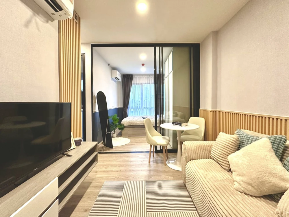 For rent: Origin Plug & Play Sirindhorn Station, 4th floor, not hot, good ventilation, perfectly separated, hurry and book now.