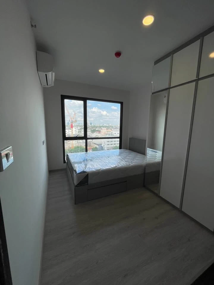 For rent: Origin Plug and Play Sirindhorn, ready to move in, fully equipped with all the amenities. Come and reserve now, don't delay.