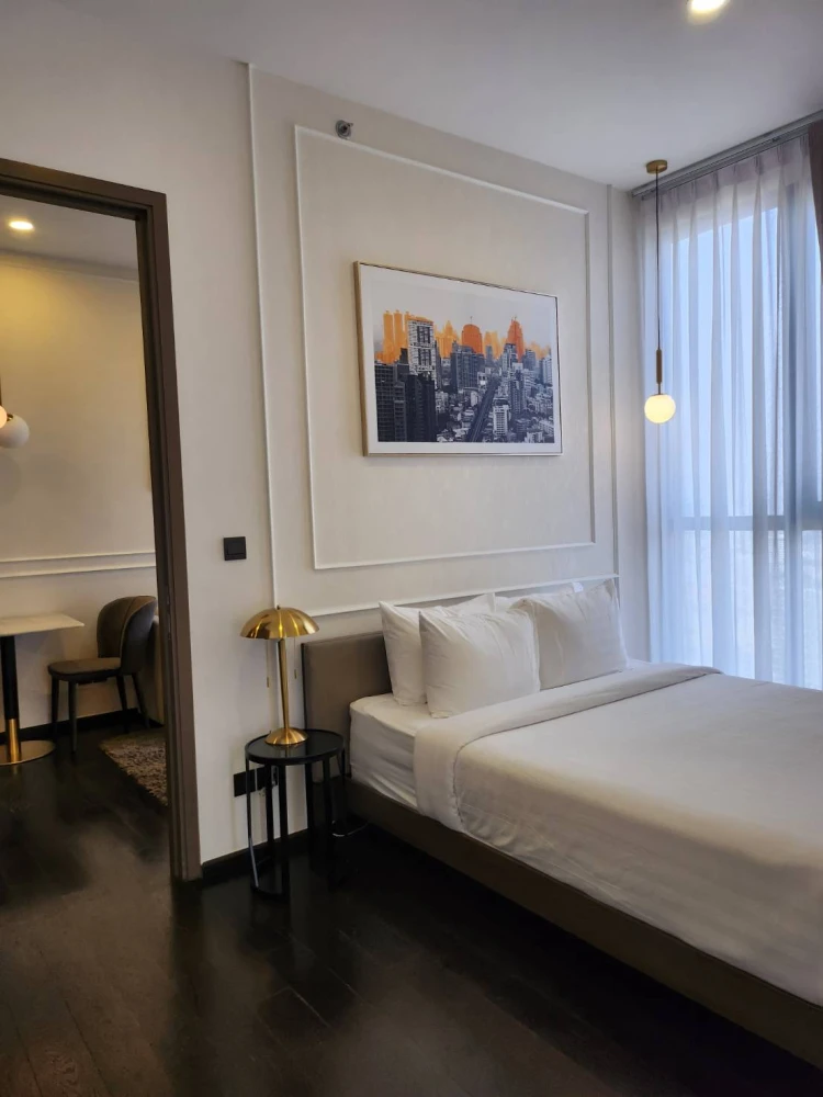 For rent: Park Origin Thonglor, Building B, very high floor, spacious room, fully furnished, very attractive.