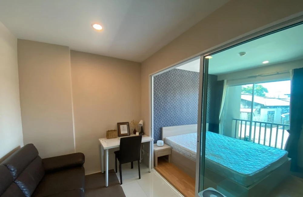 Condo for rent at Park Siri Condo Resort Bangsaen, 2nd floor unit, fully furnished, great location. Book now!