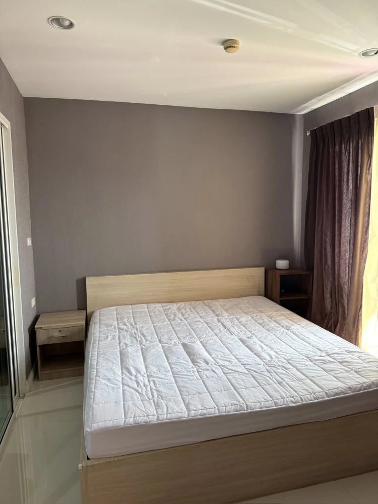 For rent: Park Siri Condo Resort Bangsaen, a nice room on the 3rd floor, fully furnished, good location, reserve now!