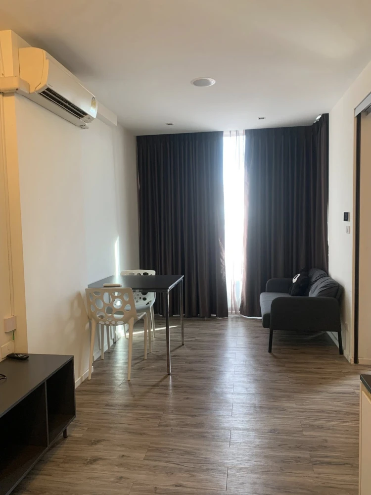 For rent: Parque Phutthabucha 48, 6th floor, fully furnished unit, very livable. Book now! Limited time offer!