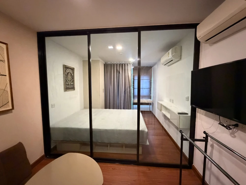 For rent: Pause Sukhumvit 103. A lovely room with complete furniture and appliances. Ready to move in immediately.