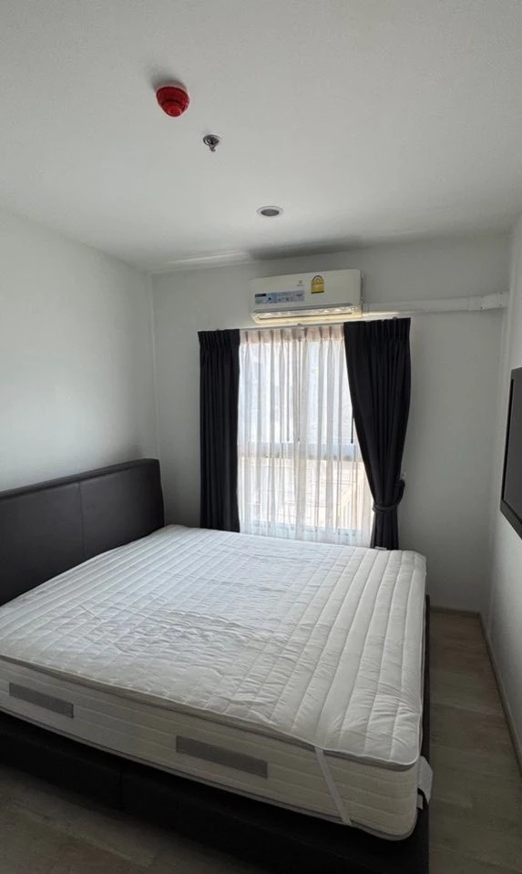 Plum Condo Central Station for rent: 2 bedrooms, 2 bathrooms. Great location, beautiful view, unblocked. What are you waiting for?