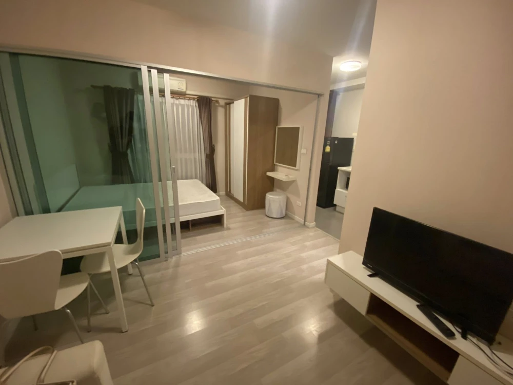 Plum Condo Laemchabang for rent, 4th floor, nice room, comes with complete decorations, reserve now.