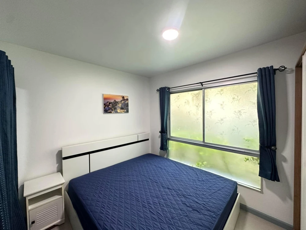 Plum Condo Laemchabang for rent, pool view, fully furnished. Book now!