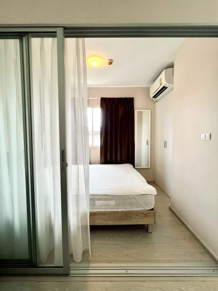 Plum Condo Park Rangsit for rent, 7th floor, corner unit, exterior view, fully furnished, very livable. Book now!