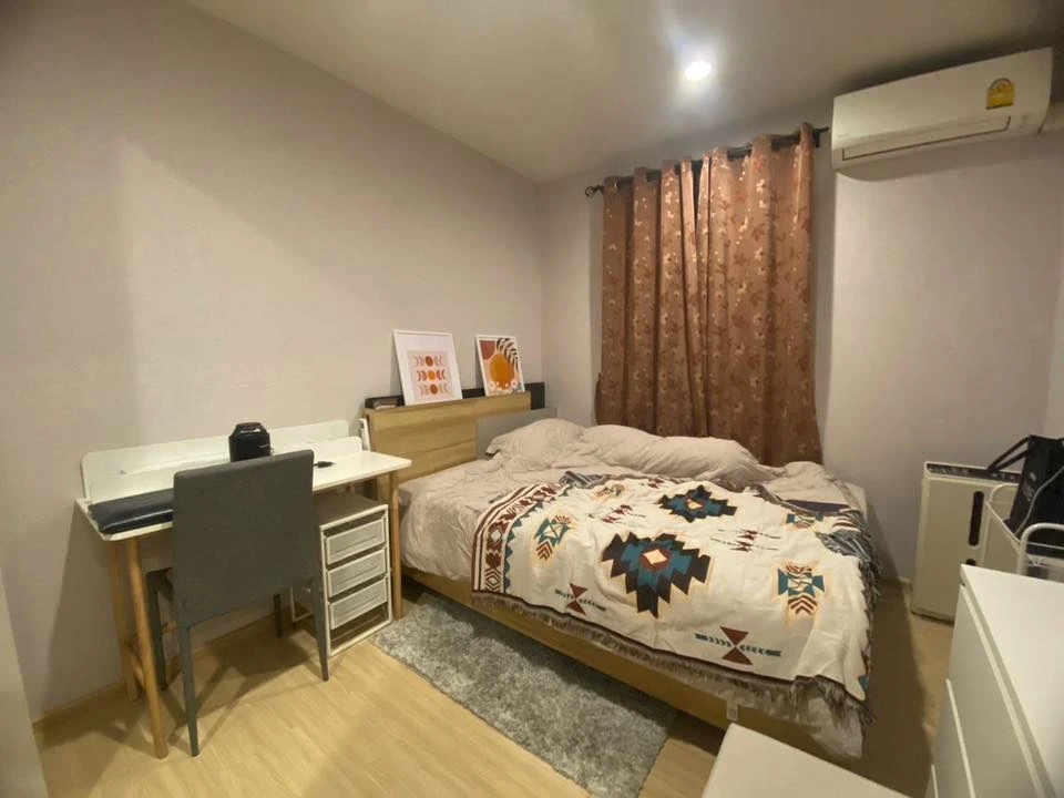 Plum Condo Pinklao Station for rent: 1 bedroom, 1 bathroom, fully furnished, beautiful pool view. Book now!