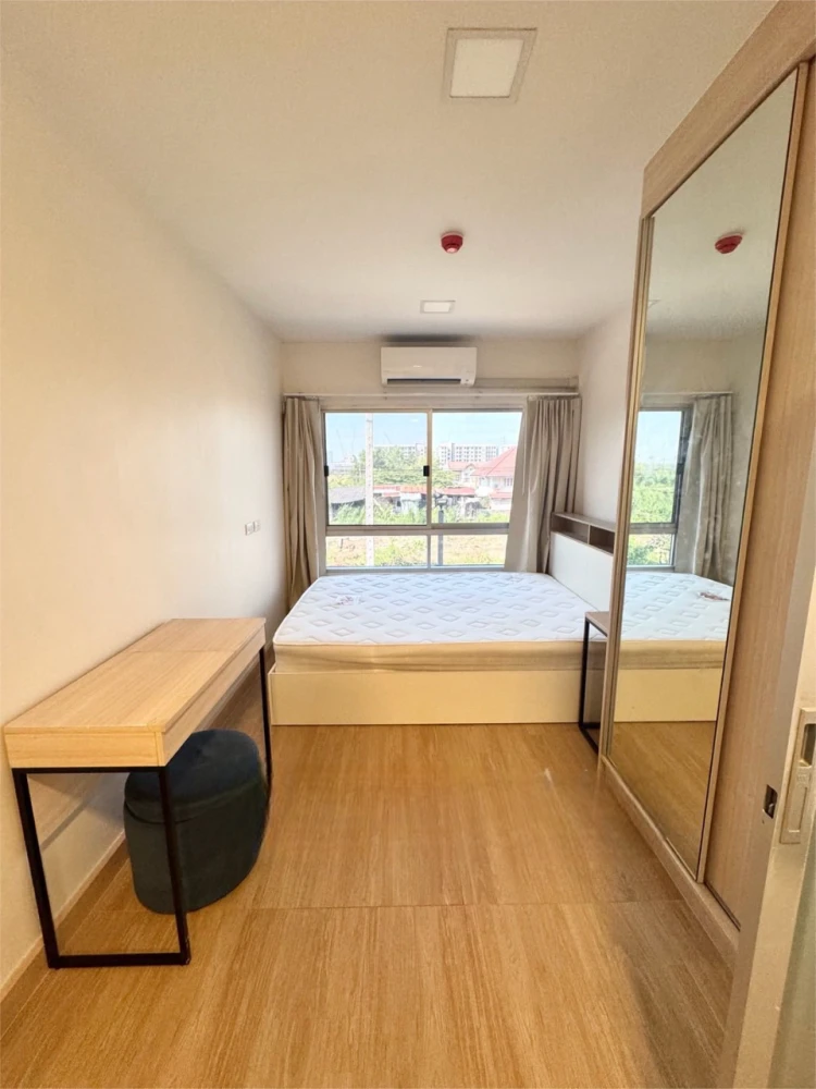 Plum Condo Rangsit Alive 2 for rent, 2nd floor, great location, convenient transportation, fully furnished. Book now!