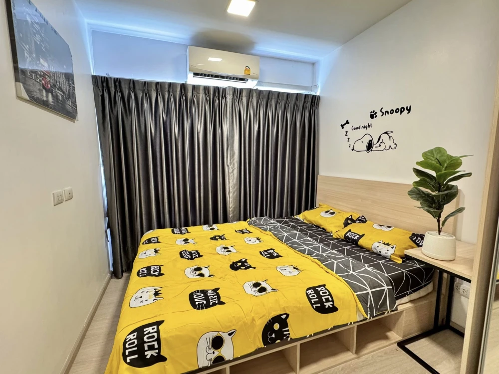 For rent: Plum Condo Rangsit Alive 2, corner room, not crowded, stylishly decorated, comes with washing machine, at a great price, hurry and book now!