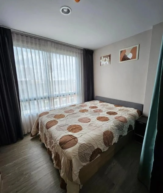 For rent: Polis Suksawat 64, 1 bedroom, 1 bathroom, beautiful wallpaper, fully furnished, good location, reserve now!