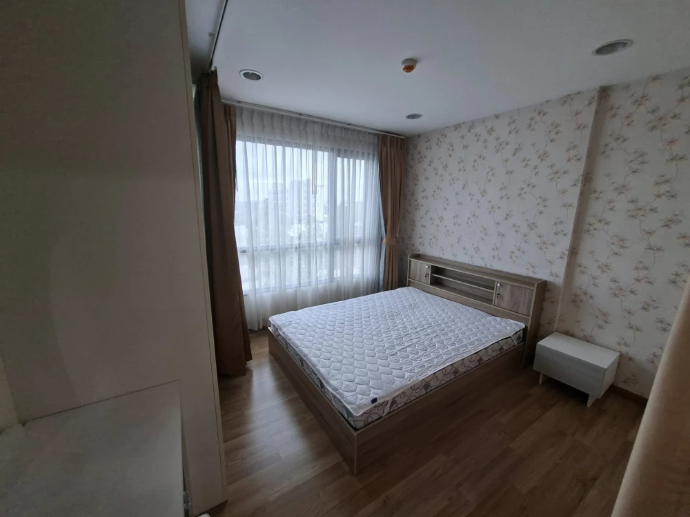 For rent: Premio Prime, Building C, 6th floor, corner room, view of houses and nearby buildings, and Kaset Nawamin Road. Reserve now!