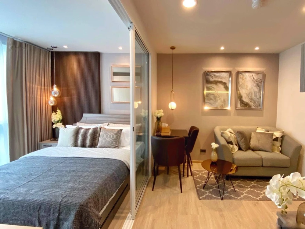For rent: Premio Quinto, beautiful room, very luxuriously decorated, complete electrical appliances, convenient location, just come with yourself and