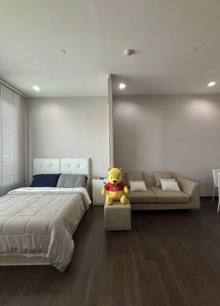 For rent: Q Asoke, ready to move in, high floor, fully furnished, book now!!!
