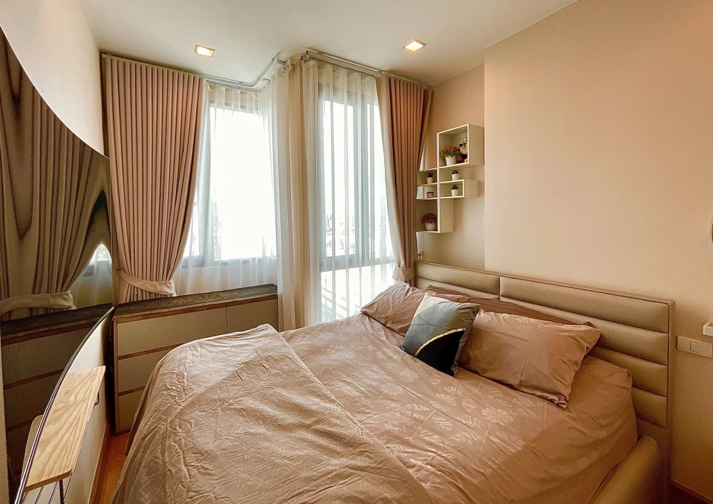 For rent: Q House Sukhumvit 79. Nice room, fully furnished with appliances. Just bring your belongings and move in! Don't wait!