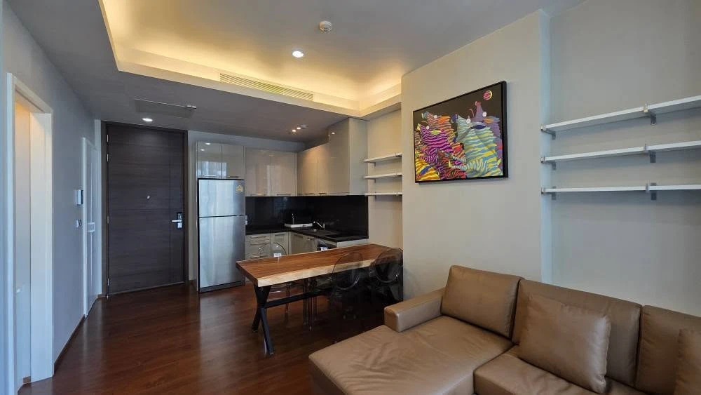 For rent: Quattro By Sansiri, 22nd floor, nice room, fully furnished, book now, don't wait.