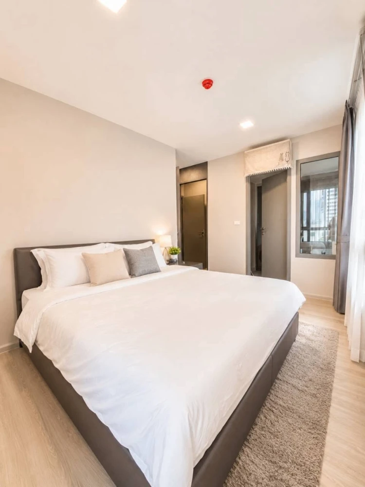 For rent: Quintara Phume Sukhumvit 39, 7th floor, city view, fully furnished, separate kitchen, built-in wardrobe. Convenient and complete amenities.