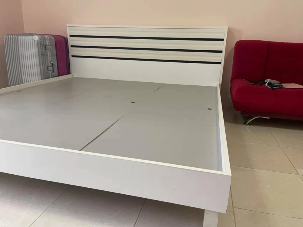 For rent: Ratchada City 18, nice room, 7th floor, fully furnished and equipped with appliances. Reserve now!
