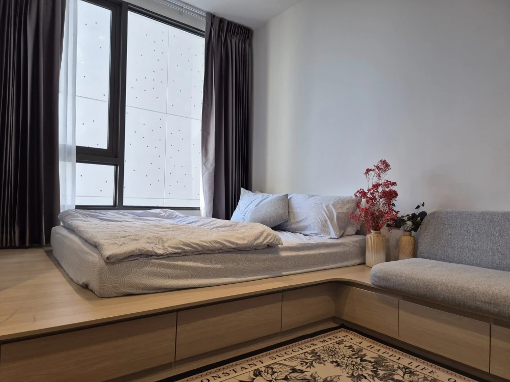 For rent Reference Sathorn-Wongwiangyai Studio room with walk-in closet. Hurry and book now.