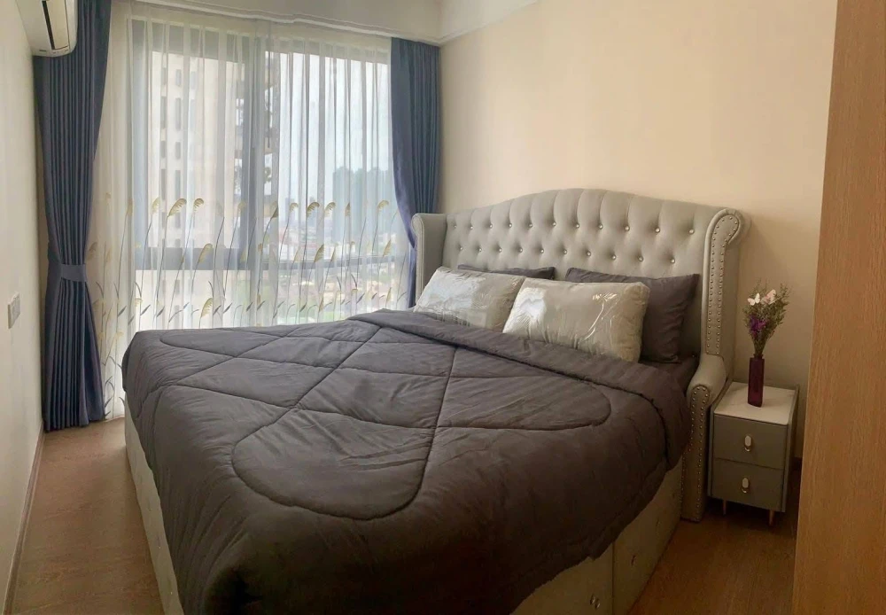 For rent: Regal Sathorn Narathiwat, with stunning Chao Phraya River and Bhumibol Bridge views, fully furnished with luxury furniture. Don't miss this