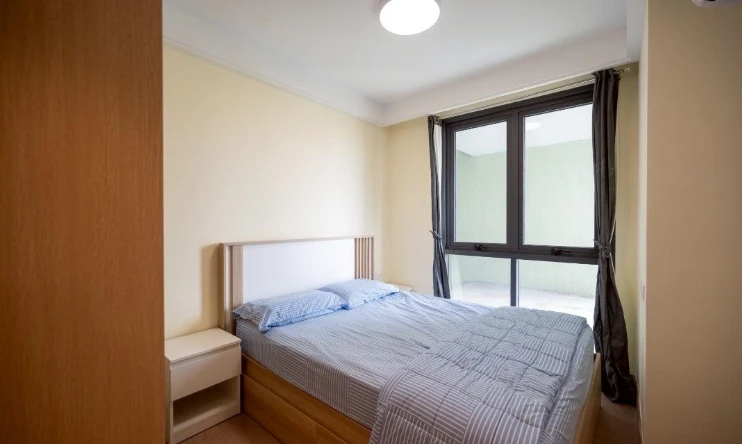 For rent: Regal Sathorn-Narathiwat, 10th floor, fully furnished, ready to move in. Reserve now, don't miss out!