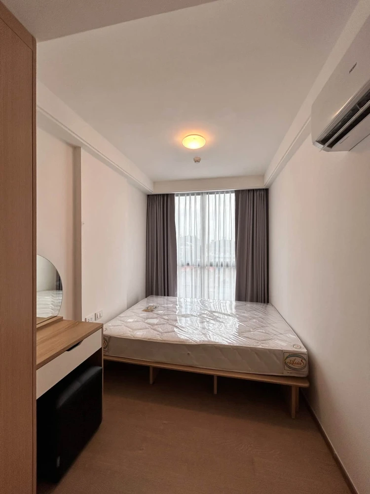For rent: Regal Srinakarin 40, a lovely room with complete furniture and appliances. You can't miss this opportunity!