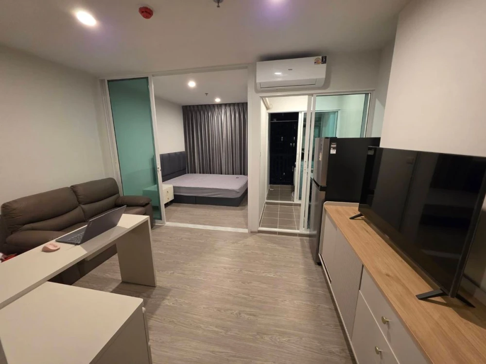 For rent: Regent Home Bangna, 16th floor, swimming pool view, fully furnished, reserve now!