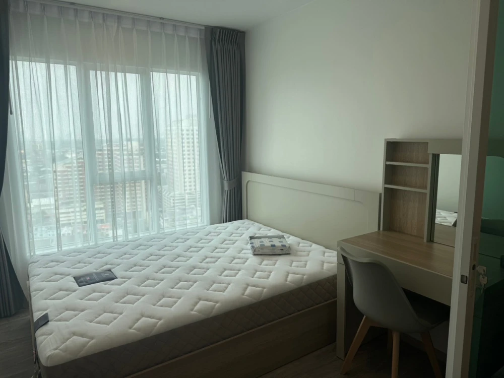 For rent: Regent Home Bangna, 24th floor, Building A, unobstructed river view. Fully furnished with appliances. Ready to move in immediately.