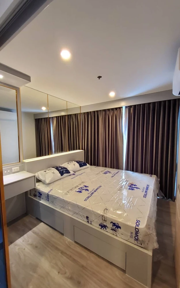For rent: Regent Home Bangna, high floor, corner unit, beautiful view, fully furnished. Book now!