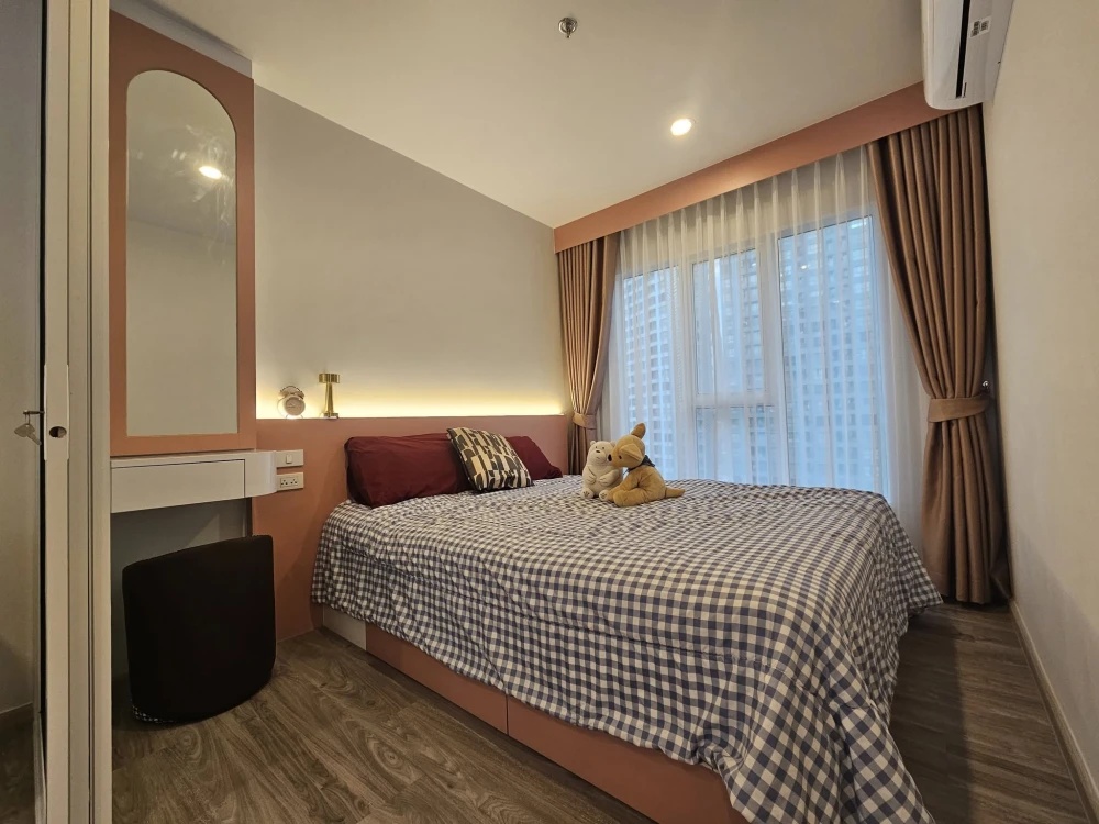 For rent: Regent Home Bangna, a room decorated with beautiful built-ins throughout the room, very livable. If you don't reserve, it would be a mistake
