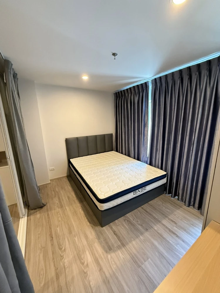 For rent: Regent Home Bangna, room on a very high floor, fully furnished, ready to move in.